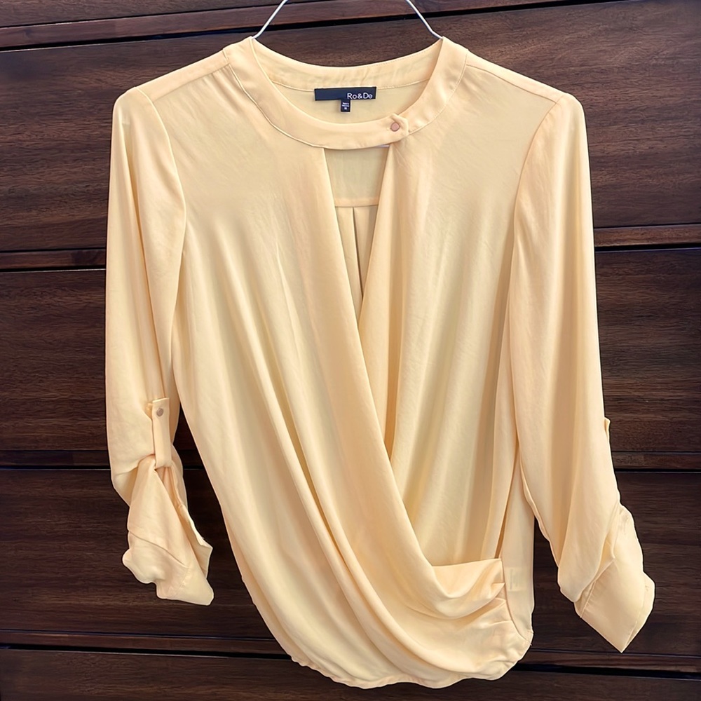 Beautiful yellow blouse